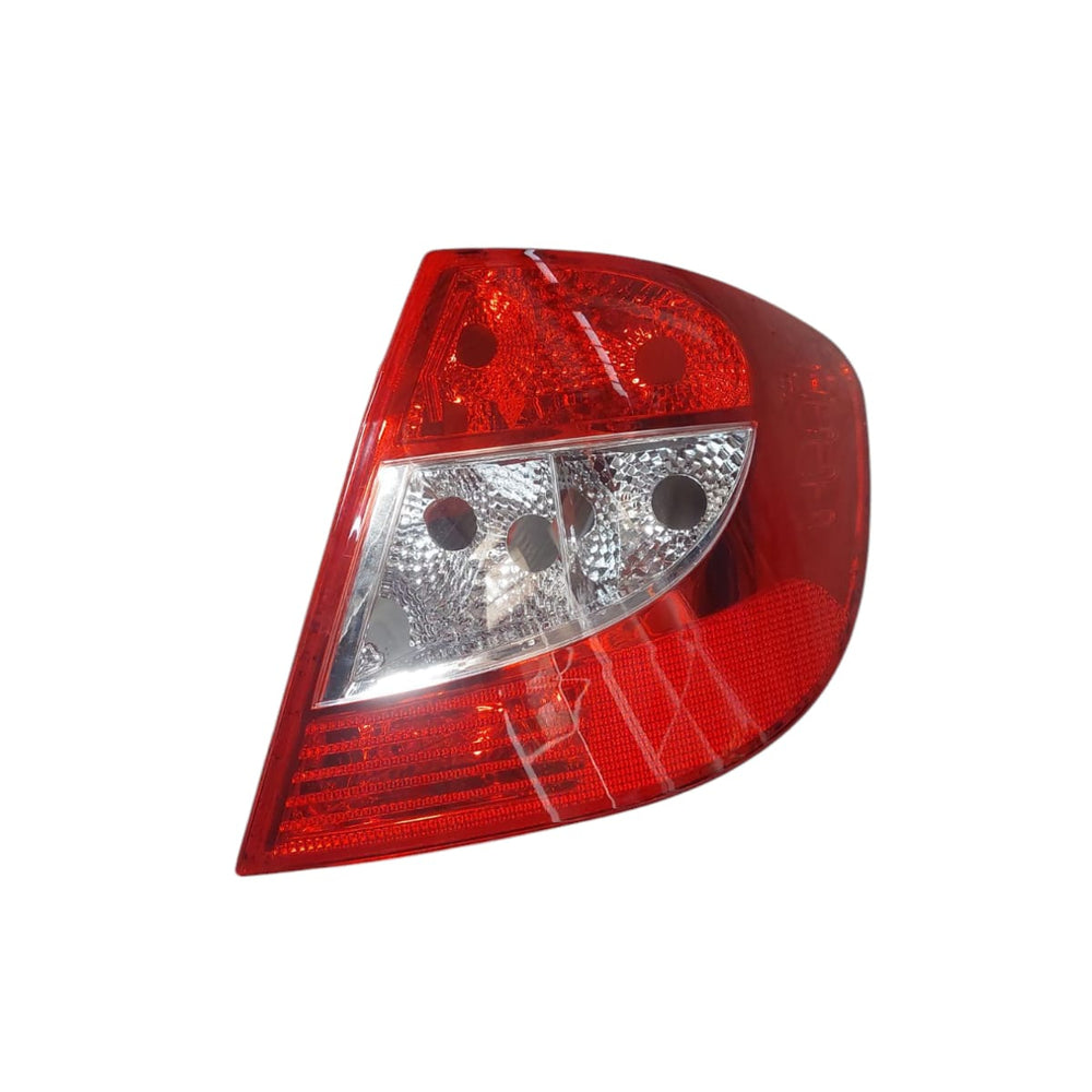 Farol trasero derecho Symbol 1.6 K4M 2010-2013