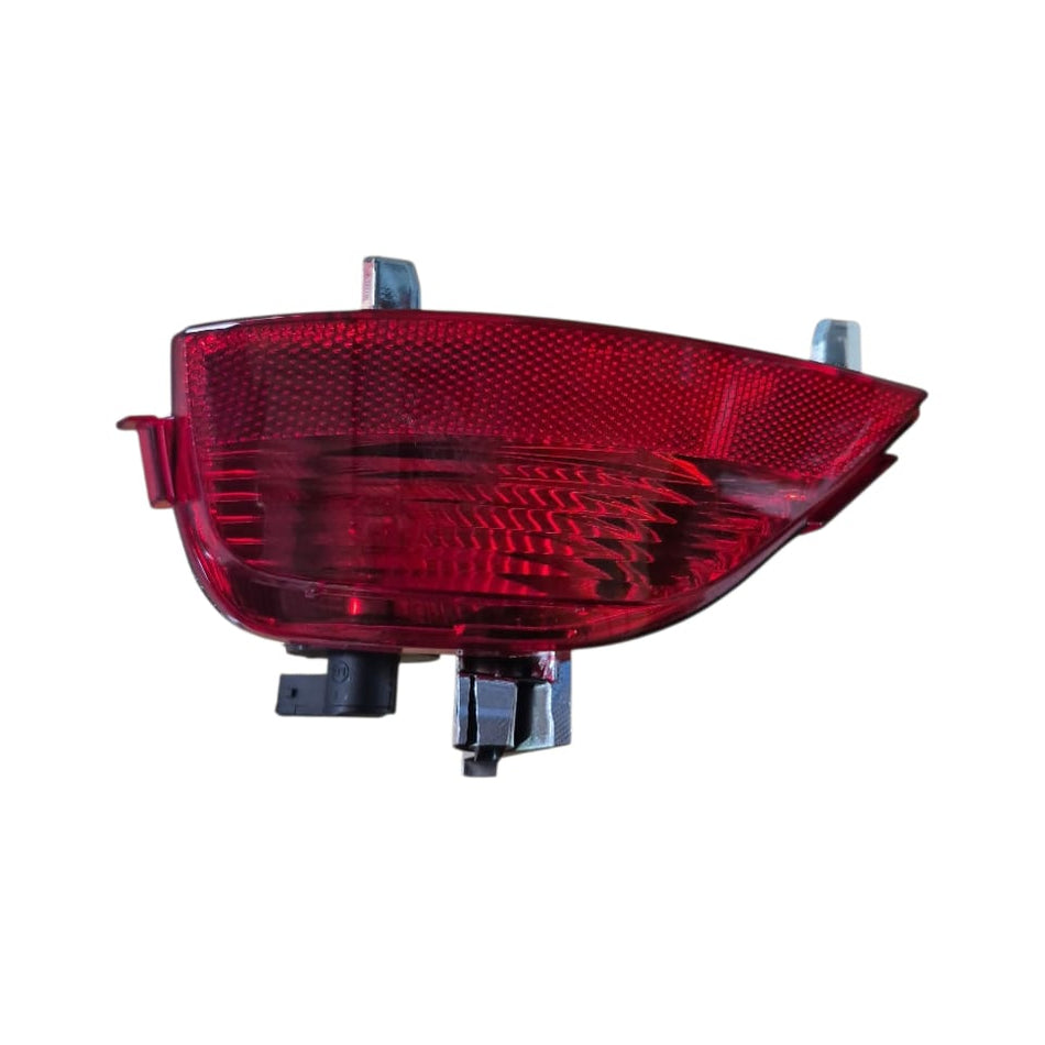 Neblinero trasero izquierdo Duster 1.6 H4M 2021-2024