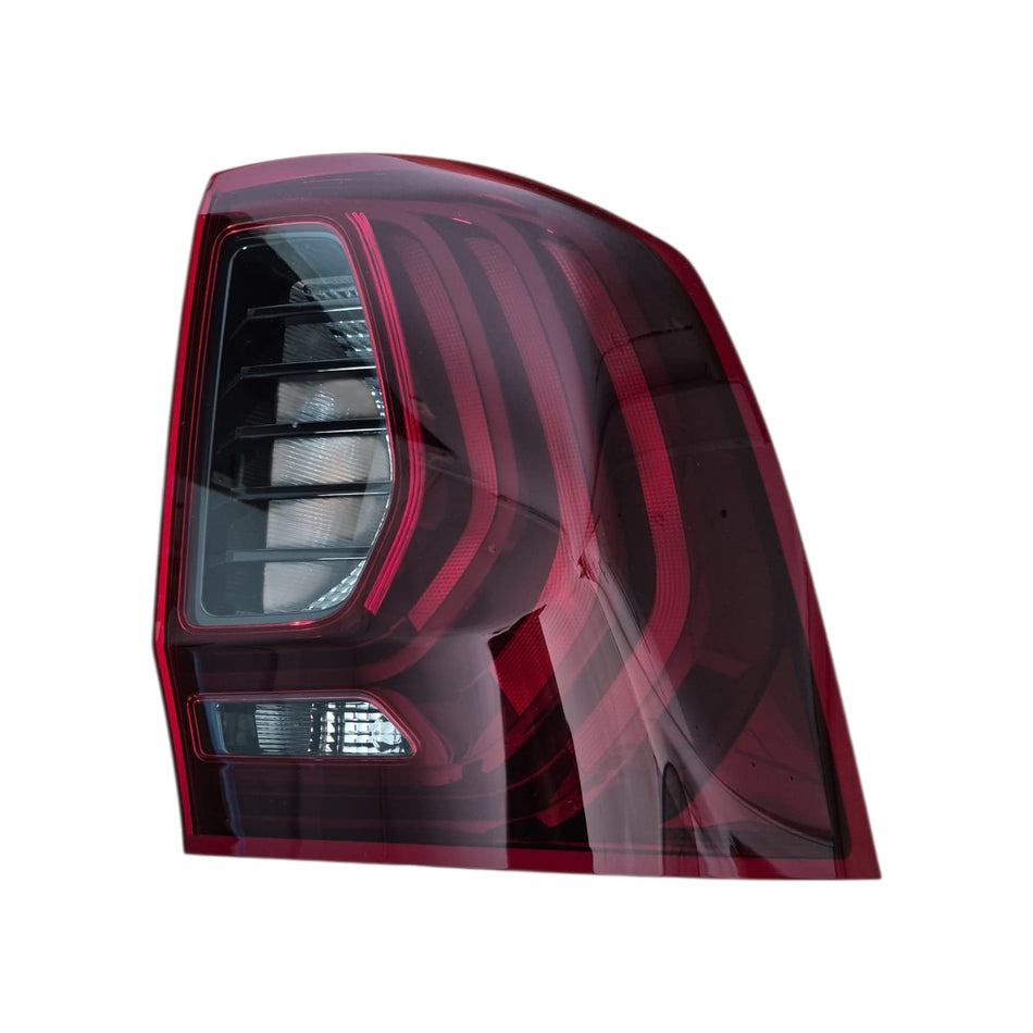 Farol trasero derecho Oroch 2.0 F4R 4x4 2018-2021